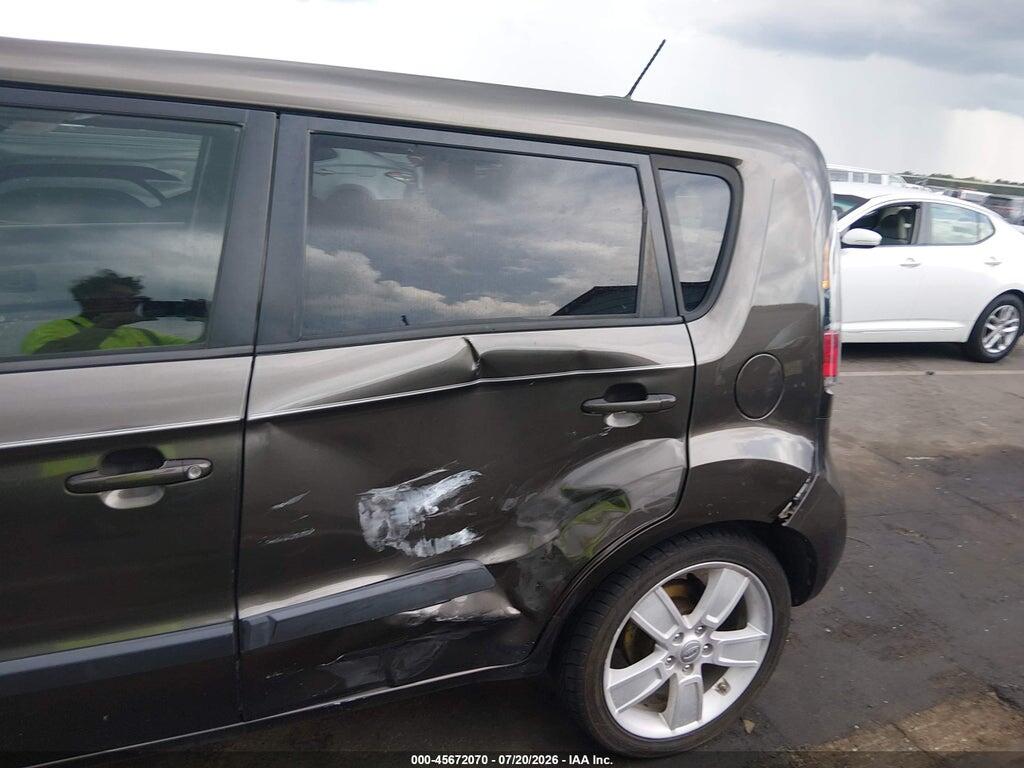 KNDJT2A22B7281073 2011 KIA SOUL photo no. 6
