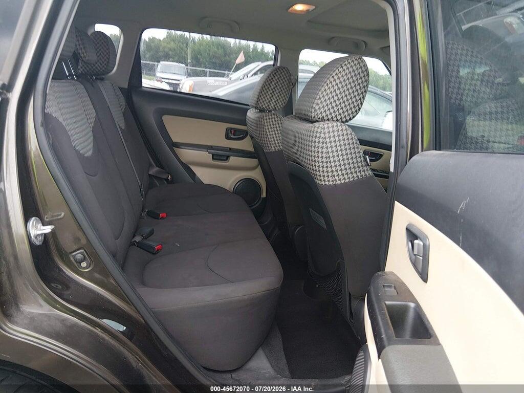 KNDJT2A22B7281073 2011 KIA SOUL photo no. 8