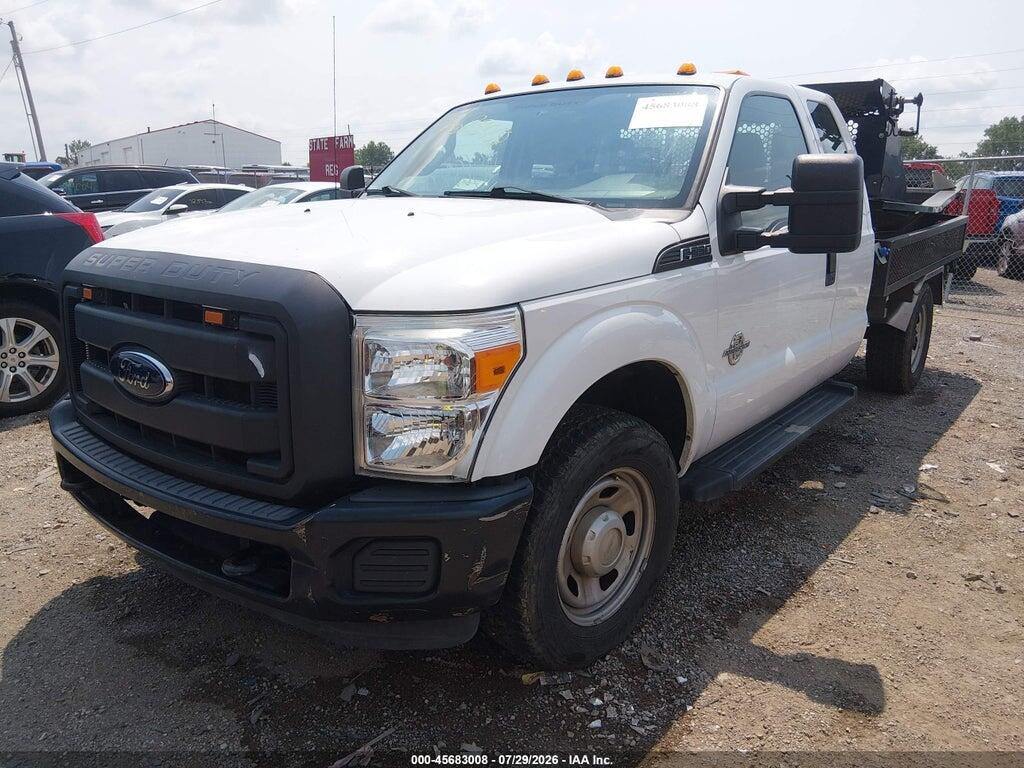1FD8X3ET0CEC13066 2012 FORD F-350 CHASSIS photo no. 2