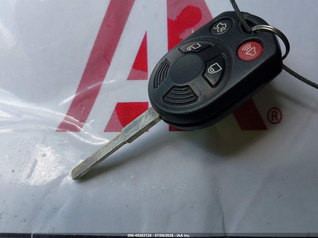 1FADP3FE2JL265137 2018 FORD FOCUS photo no. 11