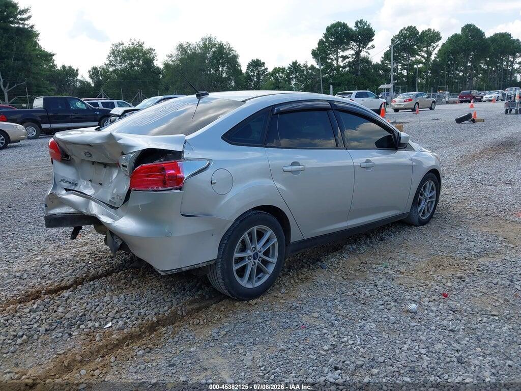1FADP3FE2JL265137 2018 FORD FOCUS photo no. 4