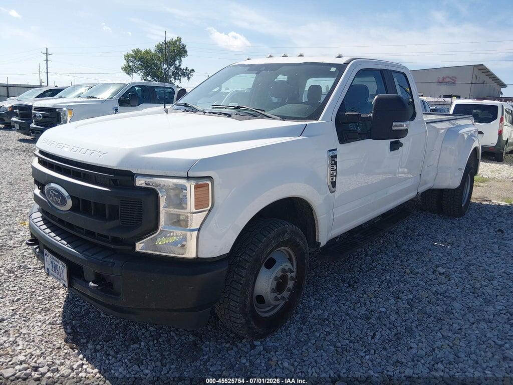 1FT8X3C65NEC95848 2022 FORD F-350 photo no. 2