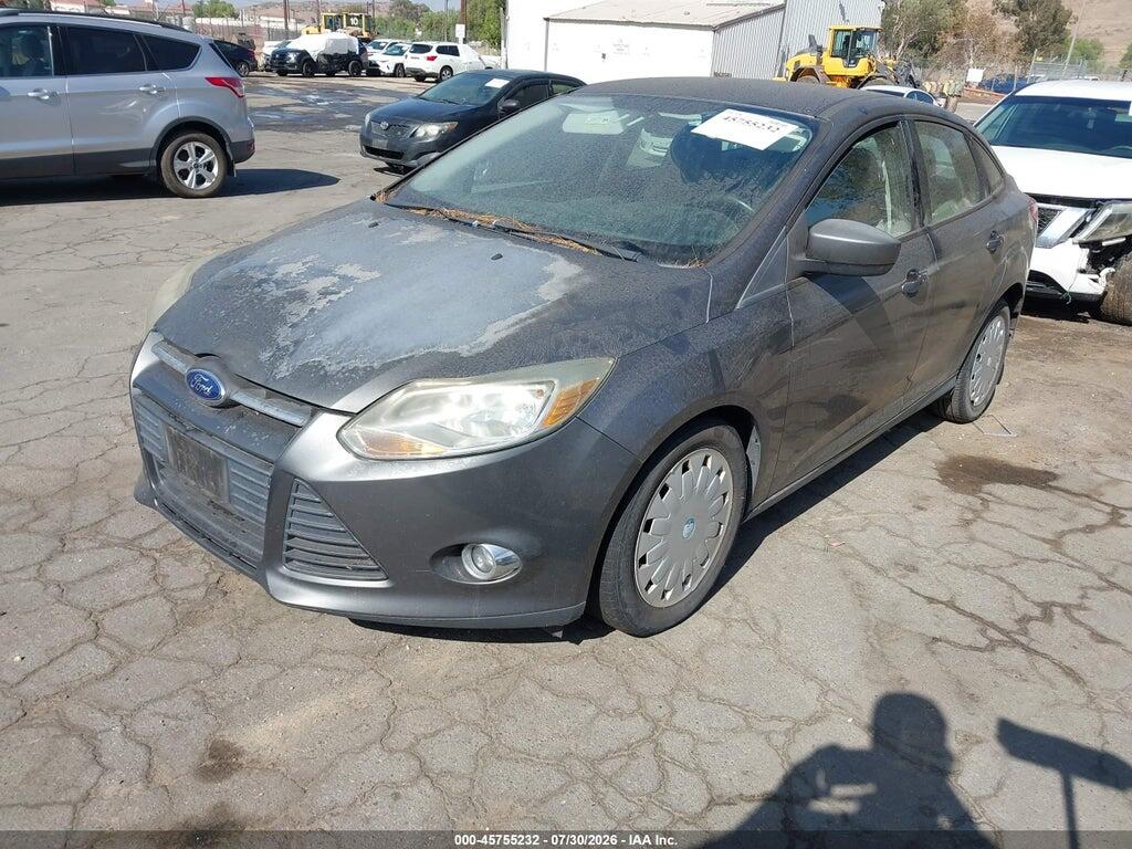 1FAHP3F20CL135092 2012 FORD FOCUS photo no. 2