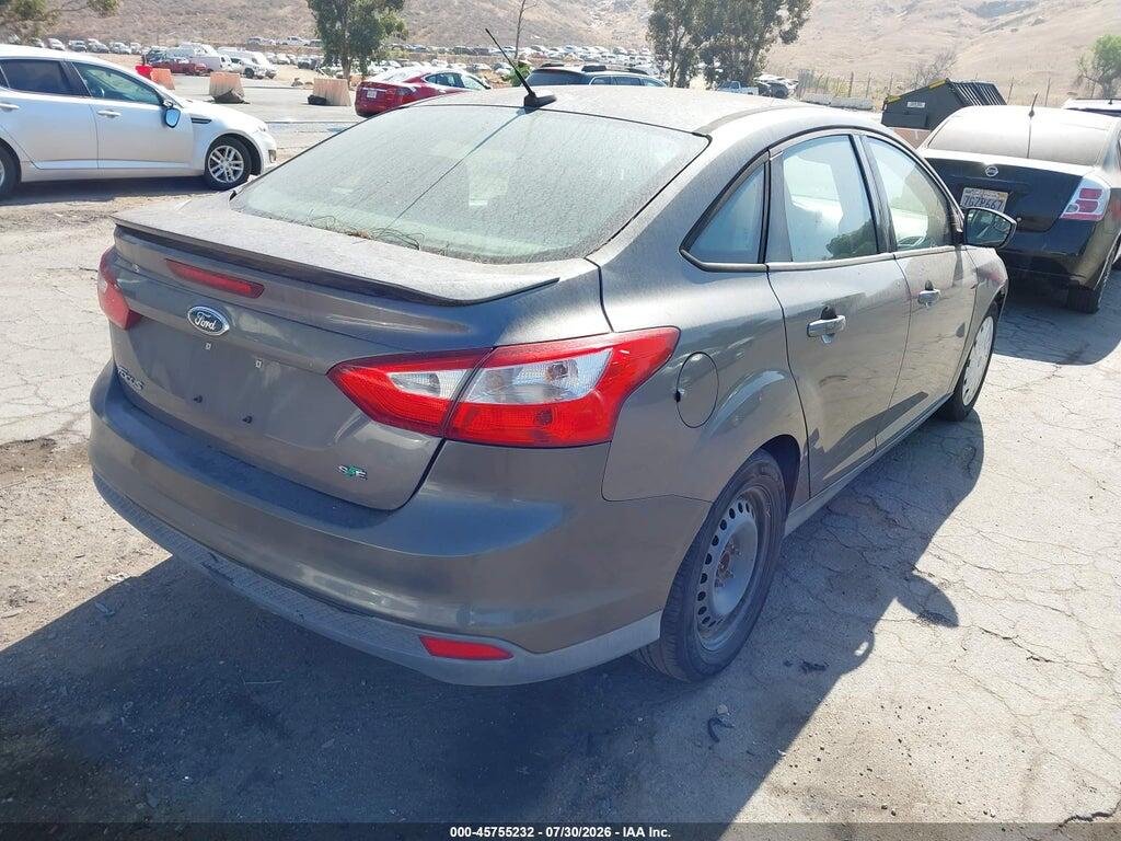1FAHP3F20CL135092 2012 FORD FOCUS photo no. 4