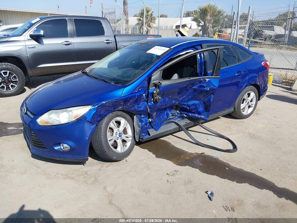 1FAHP3F27CL267802 2012 FORD FOCUS photo no. 2