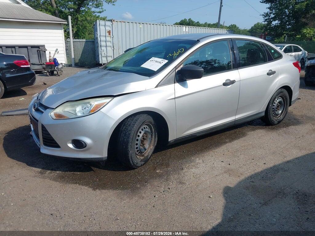 1FAHP3E23CL271265 2012 FORD FOCUS photo no. 2