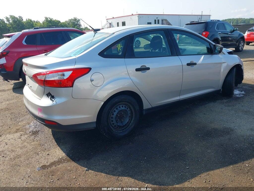 1FAHP3E23CL271265 2012 FORD FOCUS photo no. 4