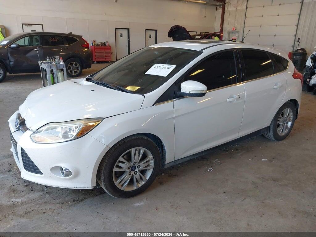 1FAHP3M24CL252743 2012 FORD FOCUS photo no. 2