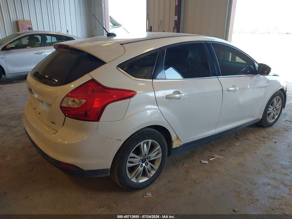 1FAHP3M24CL252743 2012 FORD FOCUS photo no. 4