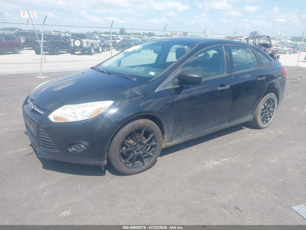 1FAHP3E25CL259683 2012 FORD FOCUS photo no. 2