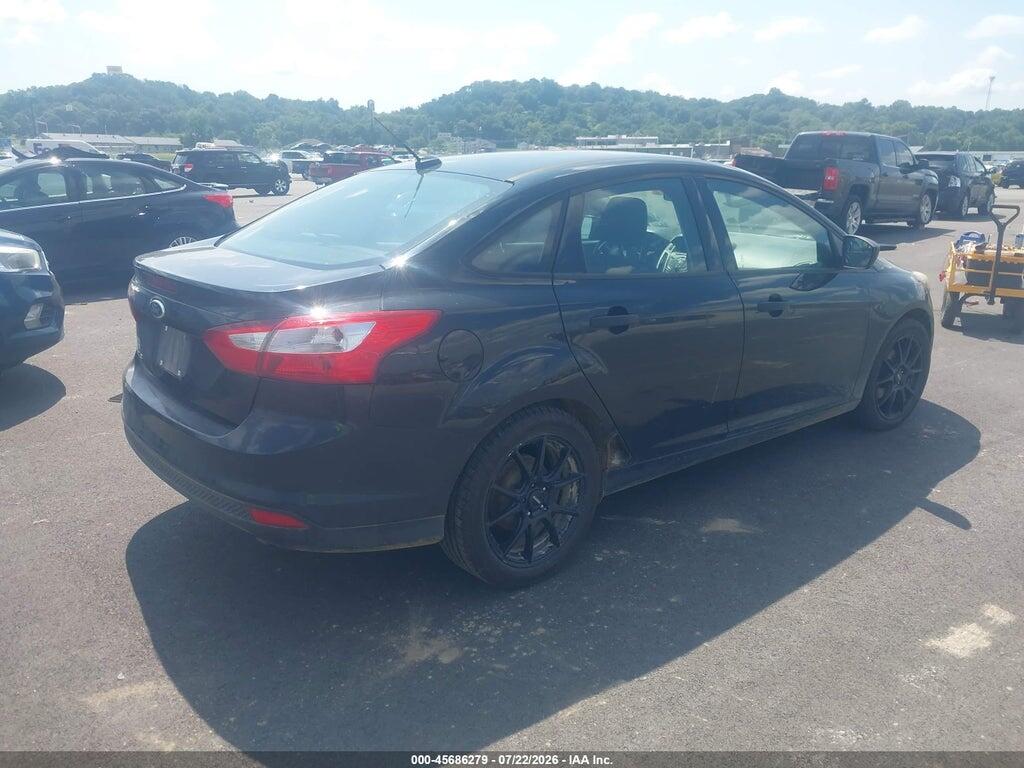 1FAHP3E25CL259683 2012 FORD FOCUS photo no. 4