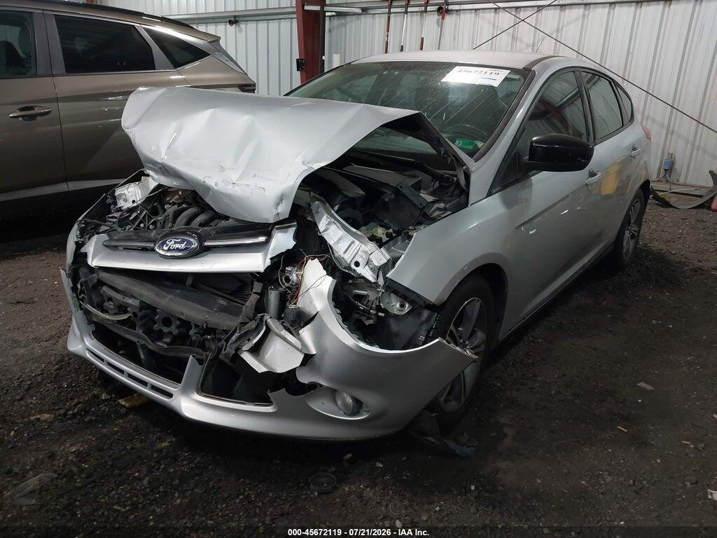 1FAHP3K2XCL433798 2012 FORD FOCUS photo no. 2