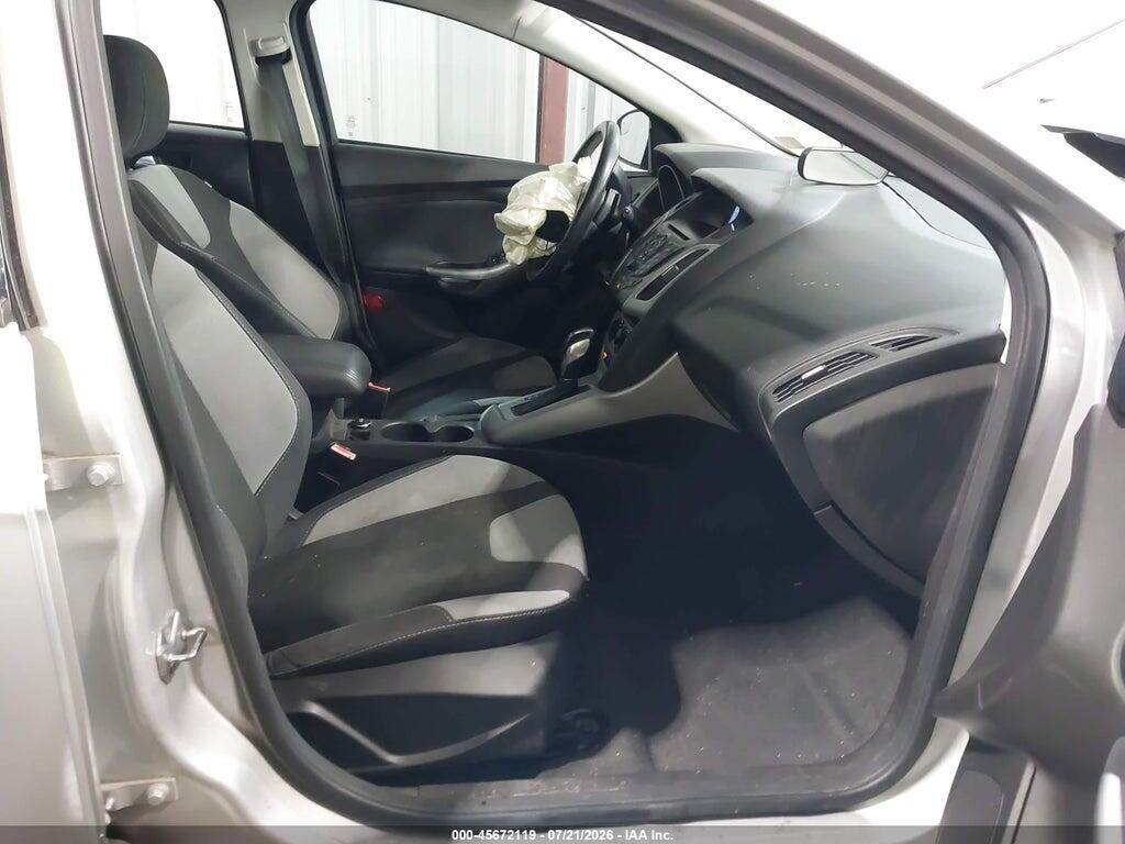 1FAHP3K2XCL433798 2012 FORD FOCUS photo no. 5