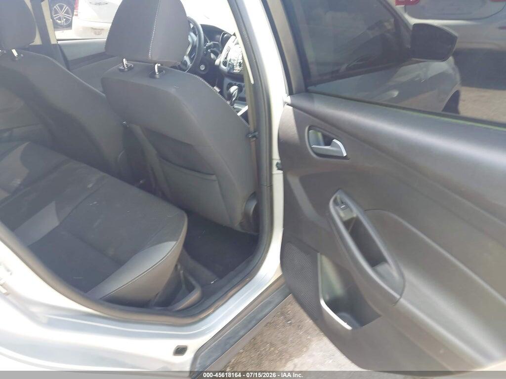 1FAHP3F20CL422030 2012 FORD FOCUS photo no. 8