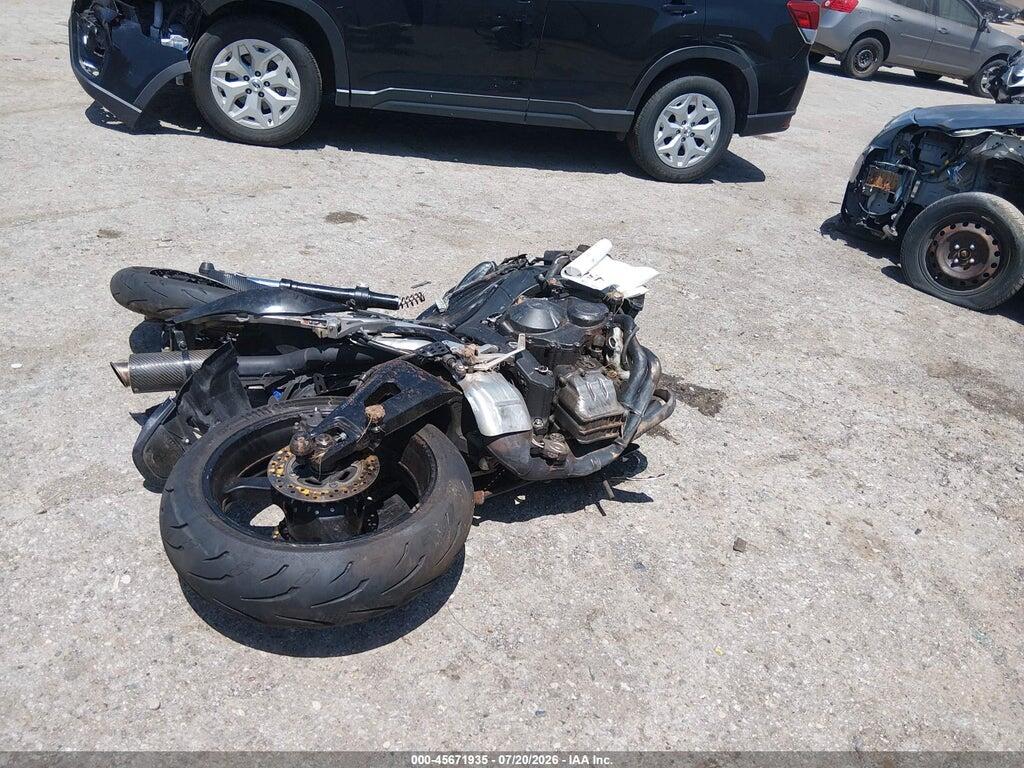 JH2PC40059K201169 2009 HONDA CBR600 photo no. 4