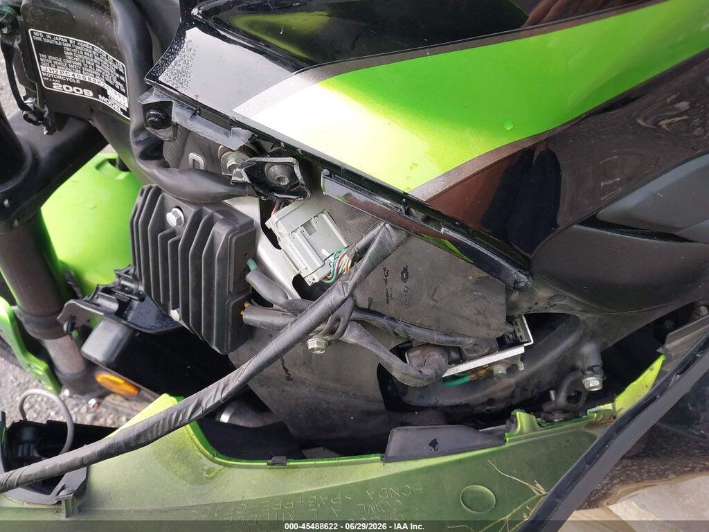 JH2PC40089K201893 2009 HONDA CBR600 photo no. 9
