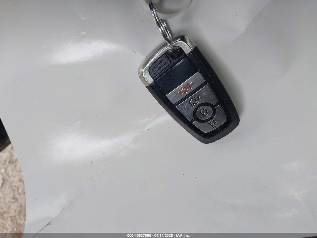 3FA6P0H73JR140557 2018 FORD FUSION photo no. 11