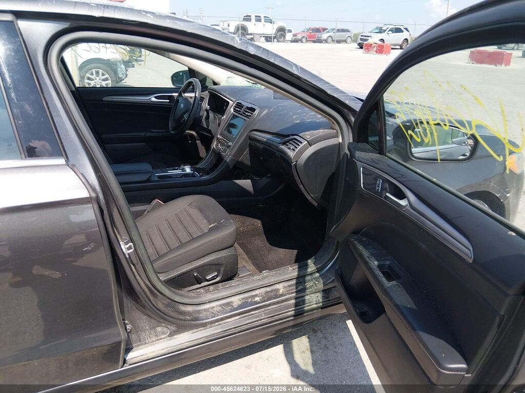 3FA6P0HD7JR245950 2018 FORD FUSION photo no. 5