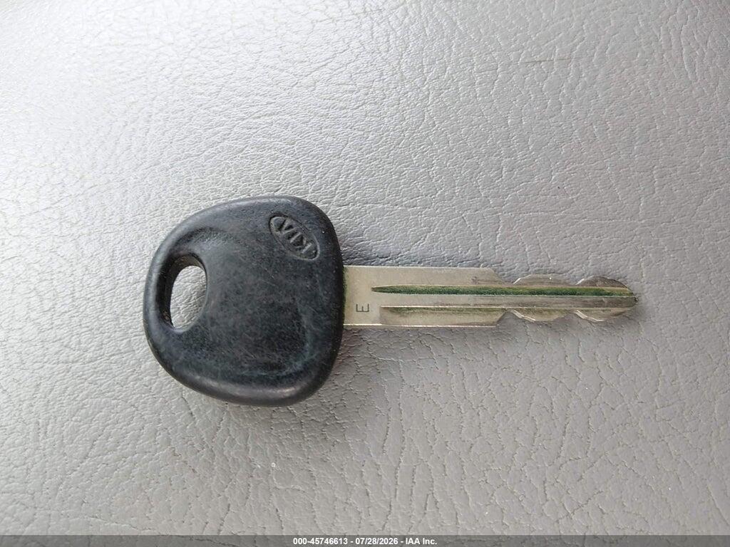 KNDJC736375713878 2007 KIA SORENTO photo no. 11