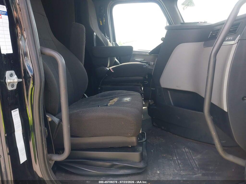 3AKJHHDR5KSKG4264 2019 FREIGHTLINER NEW CASCADIA 126 photo no. 7