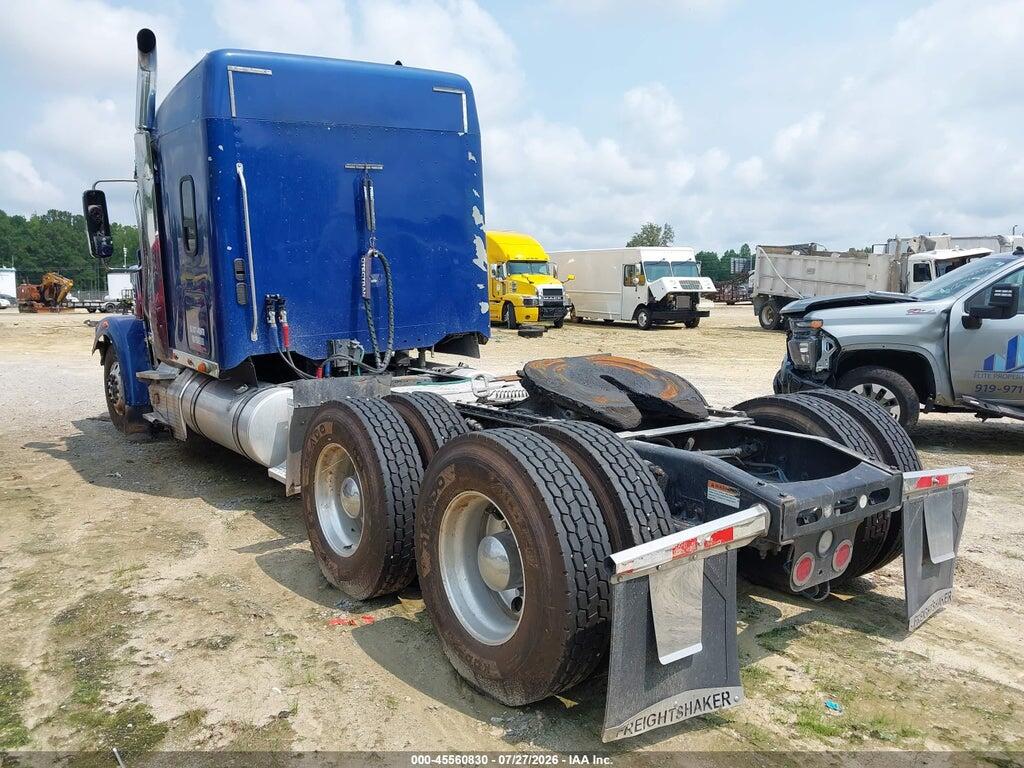 3AKJGNDR9KDKH3068 2019 FREIGHTLINER SD122 photo no. 3