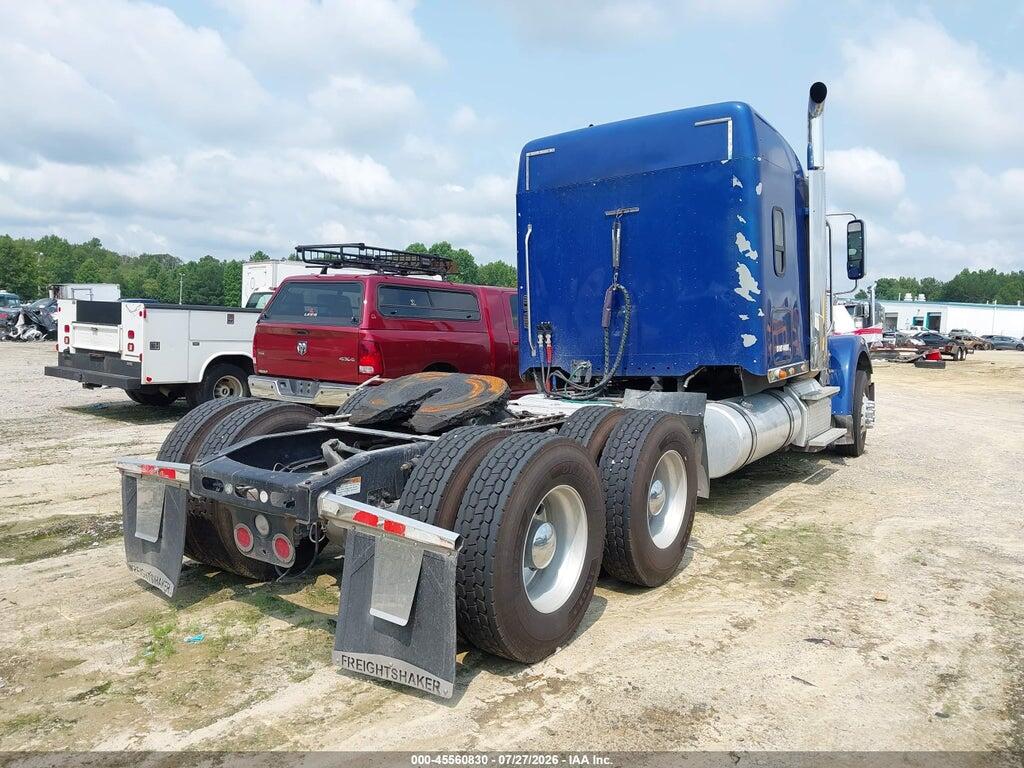3AKJGNDR9KDKH3068 2019 FREIGHTLINER SD122 photo no. 4