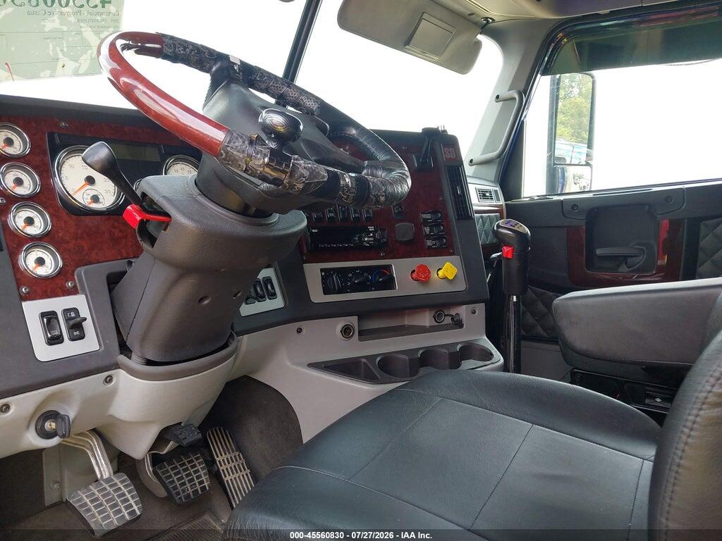 3AKJGNDR9KDKH3068 2019 FREIGHTLINER SD122 photo no. 7