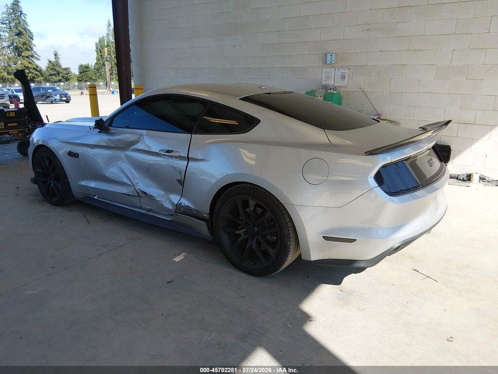 1FA6P8CF0G5228409 2016 FORD MUSTANG photo no. 3