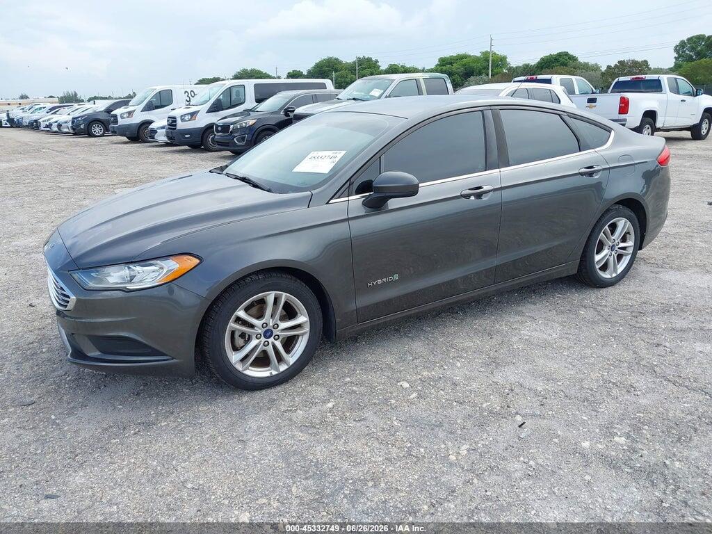 3FA6P0UU8JR100258 2018 FORD FUSION HYBRID photo no. 2