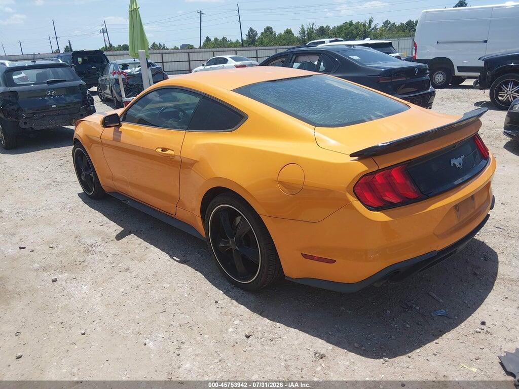 1FA6P8TH7J5176060 2018 FORD MUSTANG photo no. 3