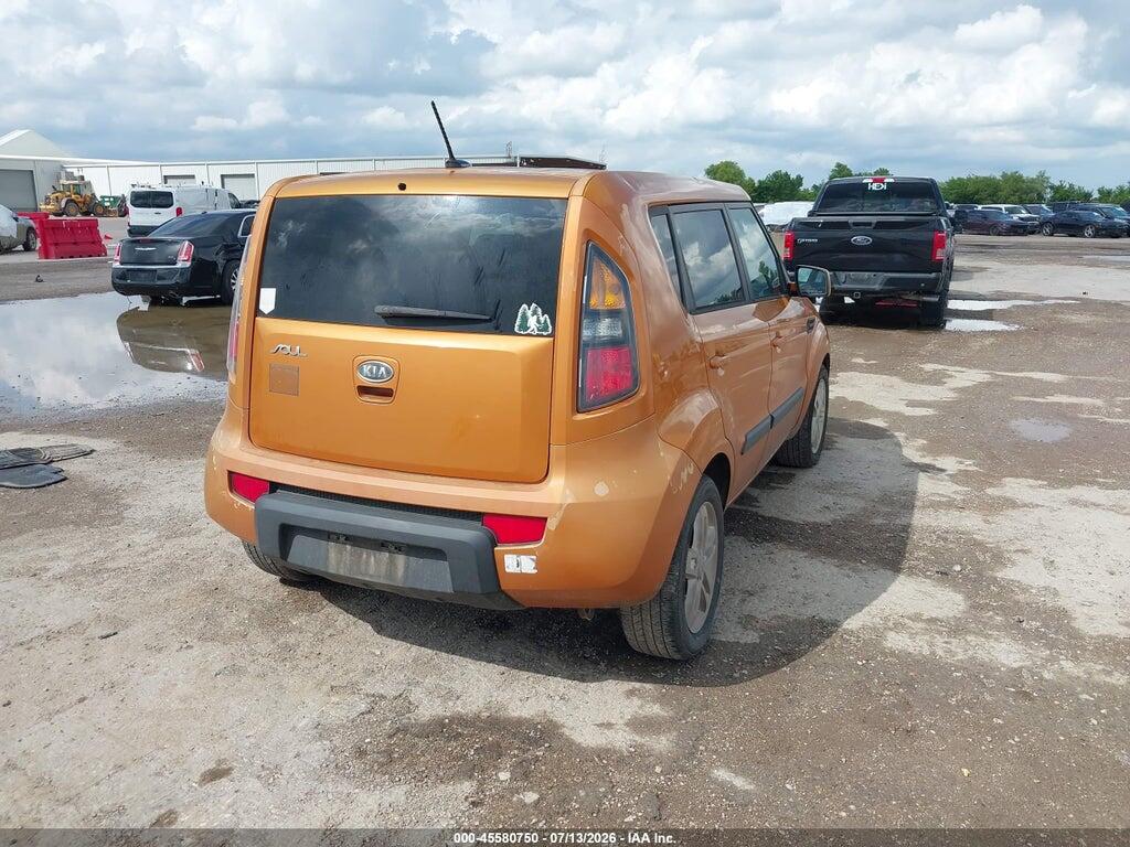 KNDJT2A26B7234676 2011 KIA SOUL photo no. 4