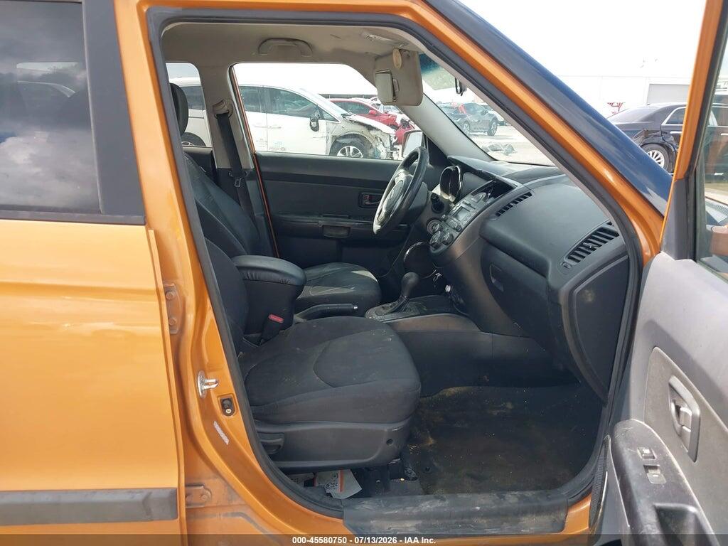 KNDJT2A26B7234676 2011 KIA SOUL photo no. 5