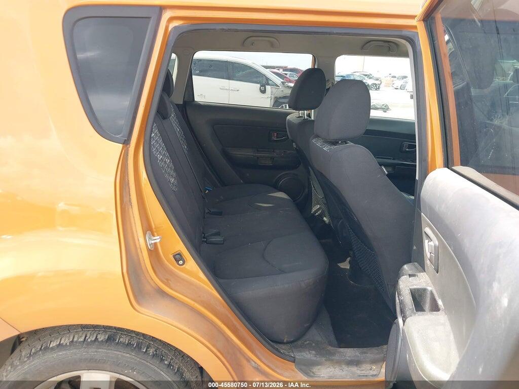 KNDJT2A26B7234676 2011 KIA SOUL photo no. 8