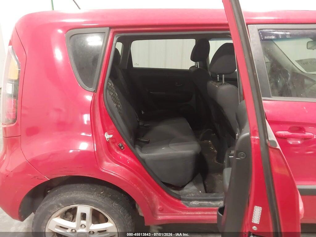 KNDJT2A20B7315222 2011 KIA SOUL photo no. 8