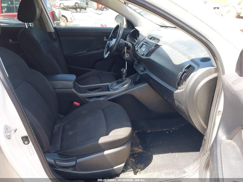 KNDPB3A23B7012860 2011 KIA SPORTAGE photo no. 5