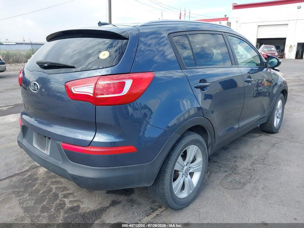 KNDPBCA23B7102249 2011 KIA SPORTAGE photo no. 4