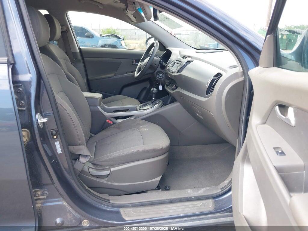KNDPBCA23B7102249 2011 KIA SPORTAGE photo no. 5