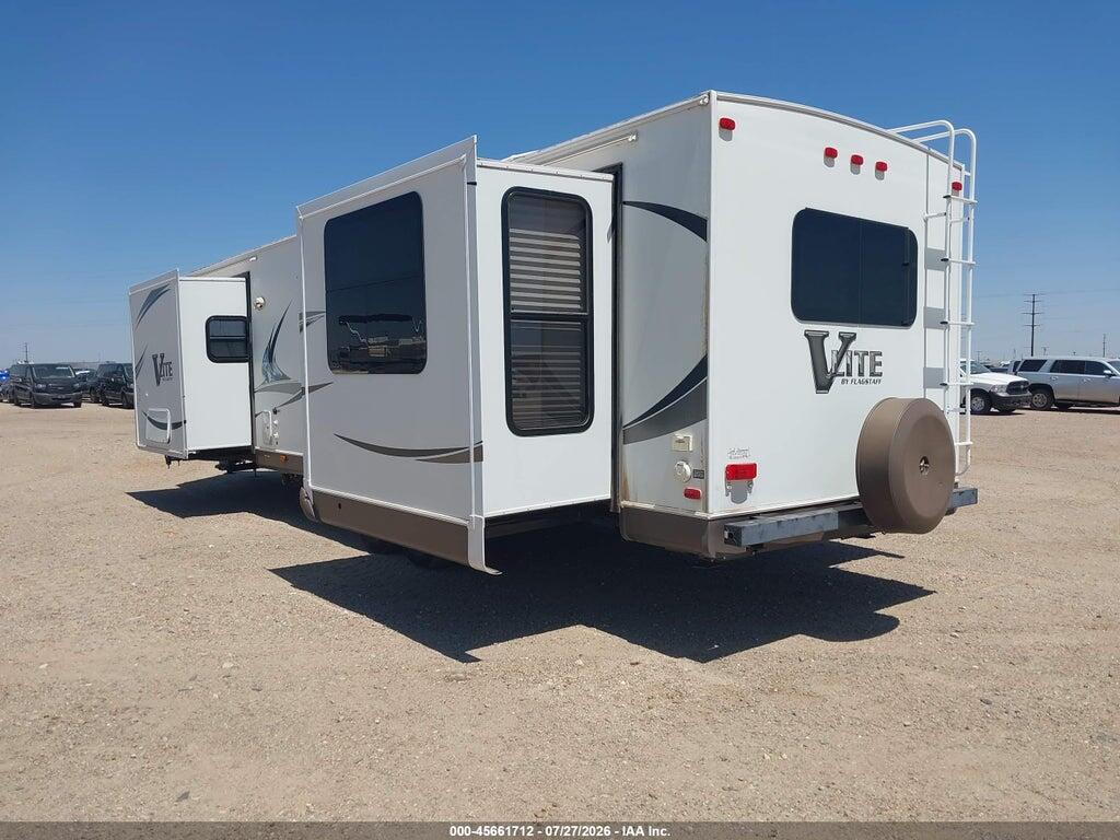 4X4TFF27E18530175 2014 FOREST RIVER 30WRLTS BUMPER PULL TRAVEL TRAILER photo no. 3