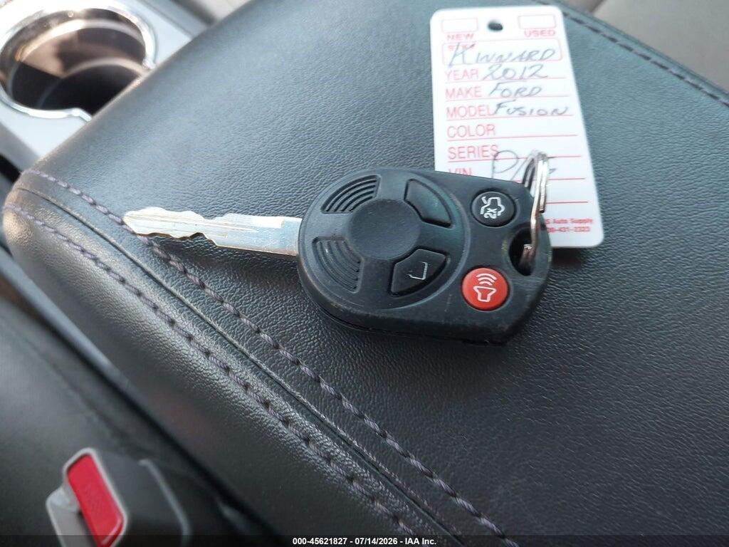 3FADP0L36CR421069 2012 FORD FUSION HYBRID photo no. 11