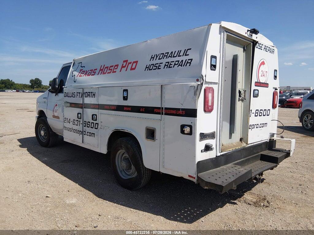 1FDWE3FN3NDC10104 2022 FORD E-350 CUTAWAY photo no. 3