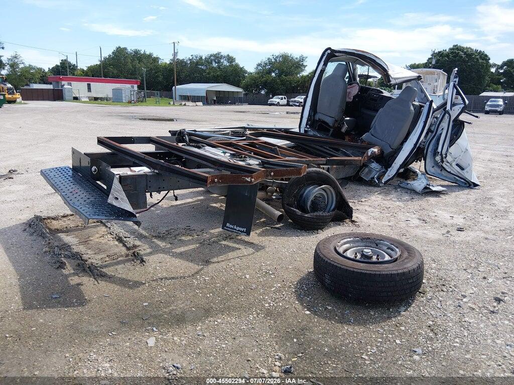 1FDWE3FK2NDC25960 2022 FORD E-350 CUTAWAY photo no. 4