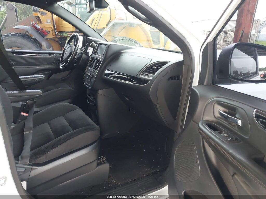 2C4RDGBG6LR183946 2020 DODGE GRAND CARAVAN photo no. 5