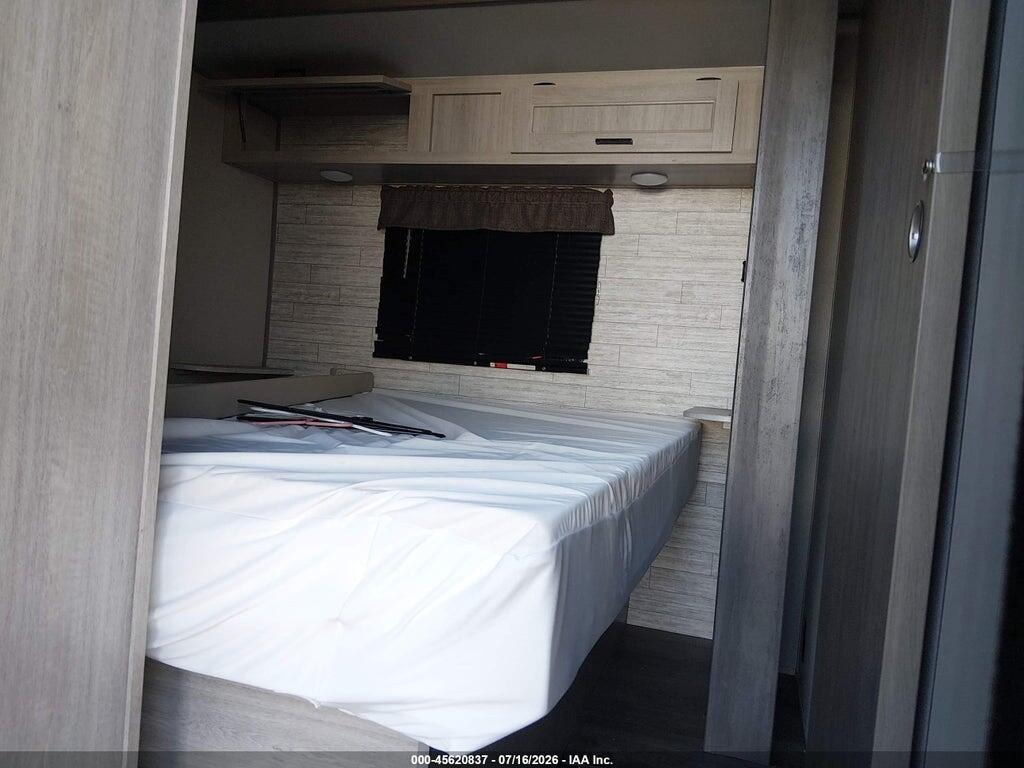 5ZT2CAYB2RX030583 2024 COACHMEN CATALINA photo no. 5