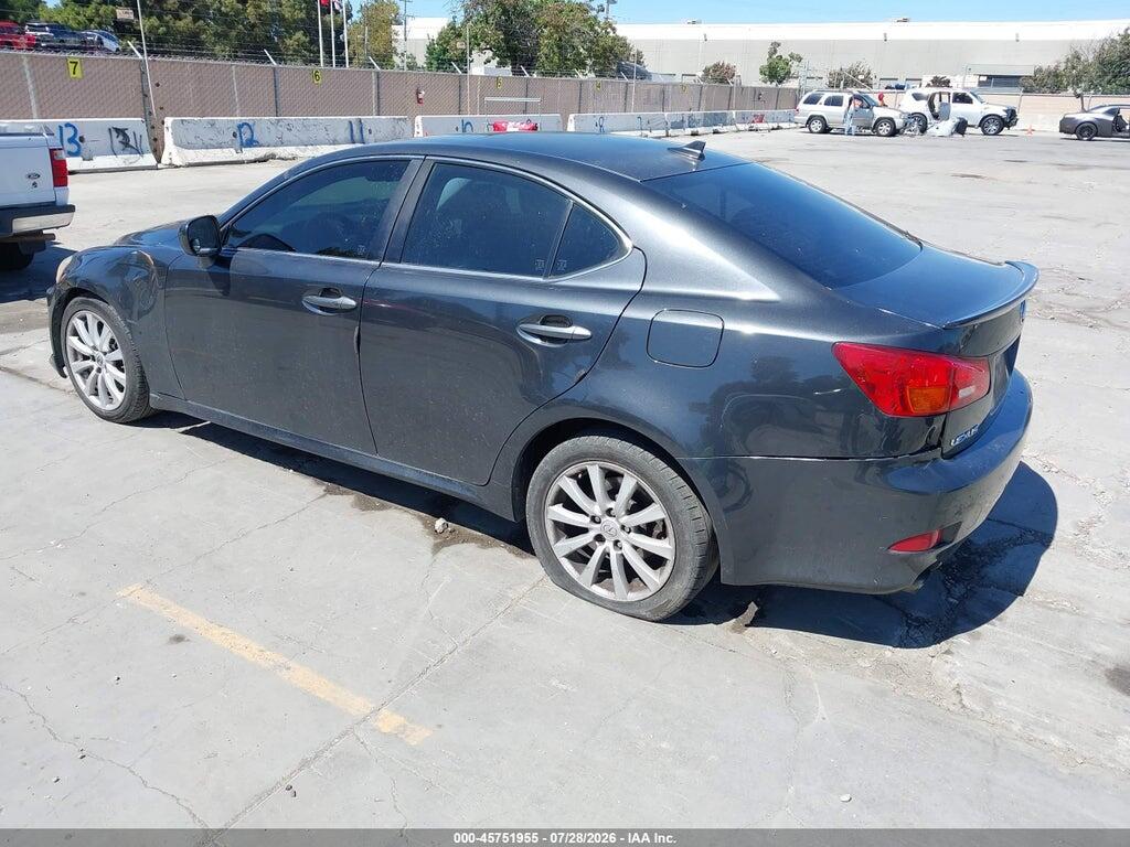 JTHBK262385076509 2008 LEXUS IS 250 photo no. 3