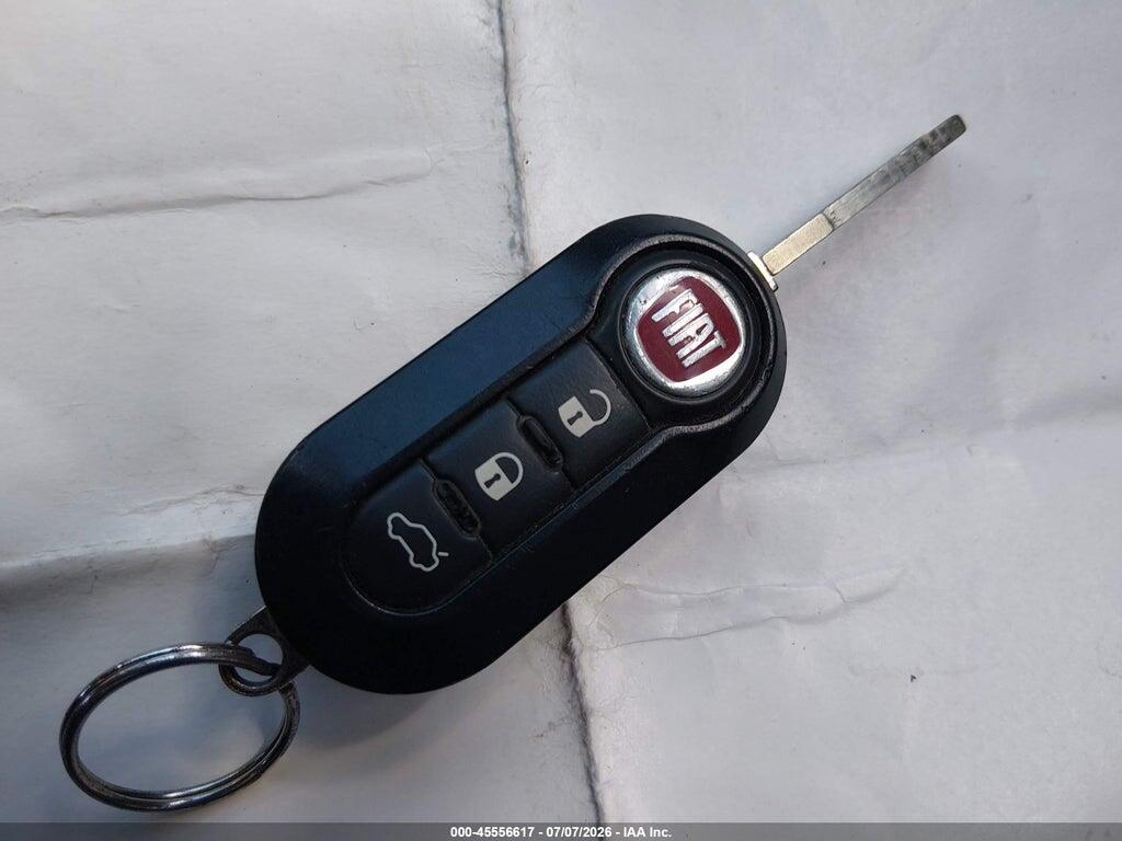 3C3CFFBRXFT534360 2015 FIAT 500 photo no. 11