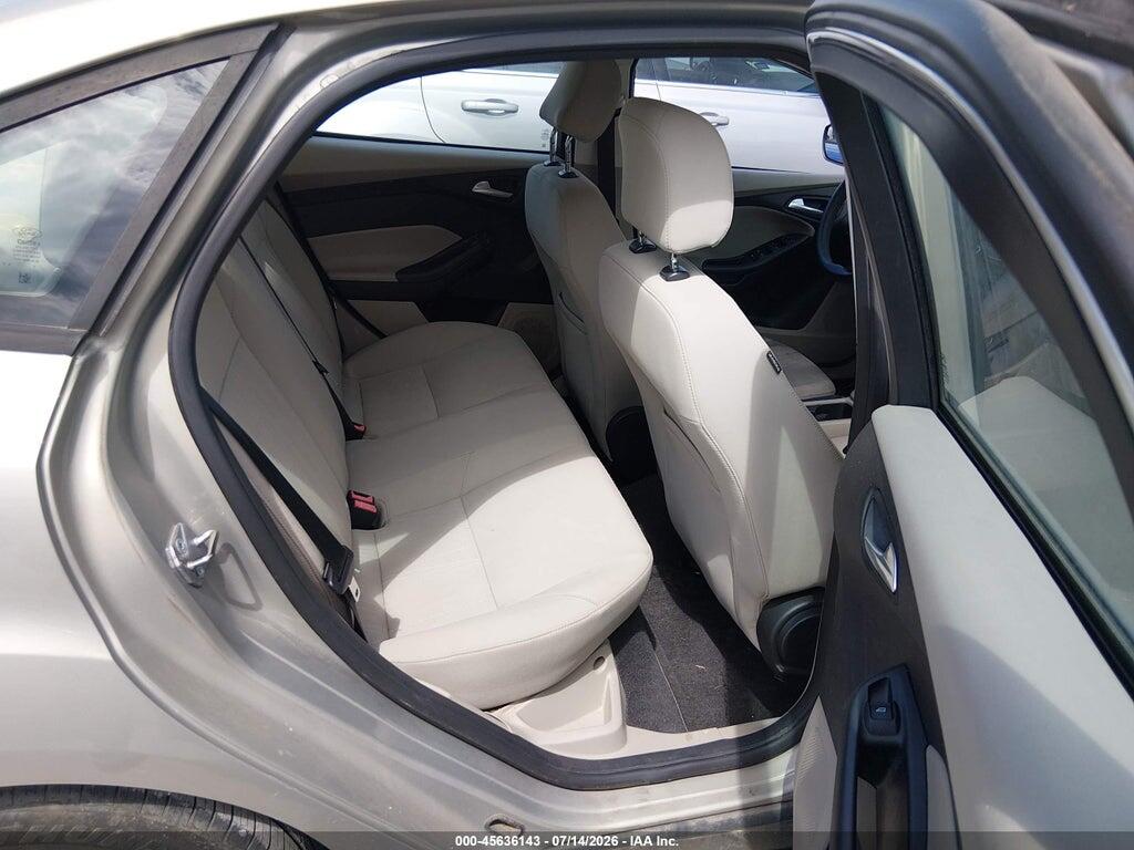 1FADP3F28FL210477 2015 FORD FOCUS photo no. 8