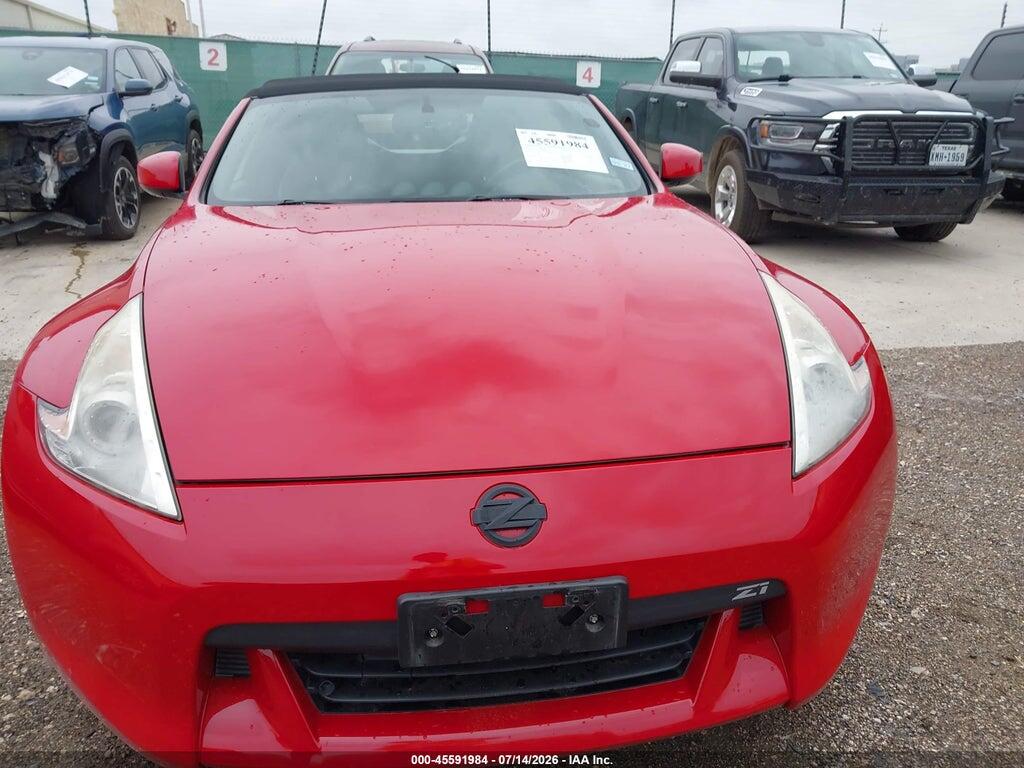 JN1AZ4FH2AM301414 2010 NISSAN 370Z photo no. 12