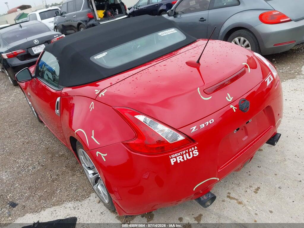 JN1AZ4FH2AM301414 2010 NISSAN 370Z photo no. 3