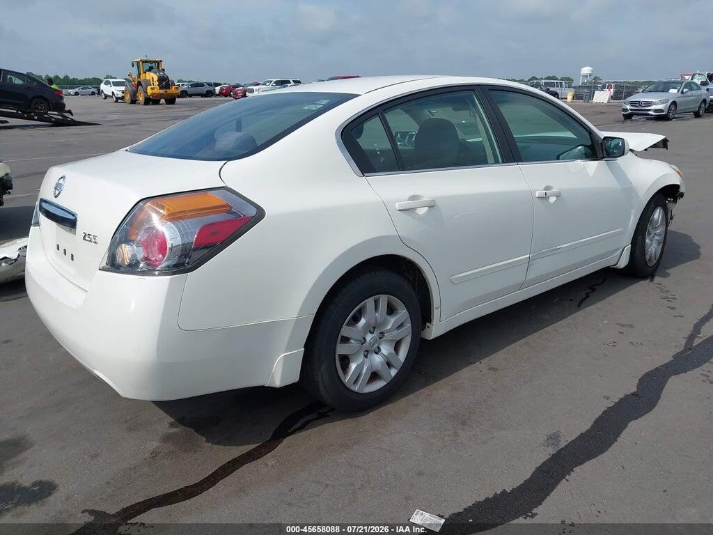 1N4AL2AP4AN541517 2010 NISSAN ALTIMA photo no. 4