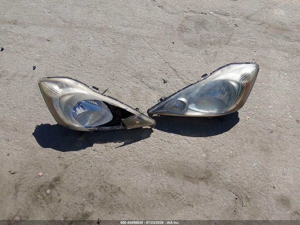 JHMGE87459S017738 2009 HONDA FIT photo no. 11